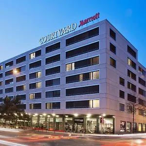 Courtyard By Marriott North Curych