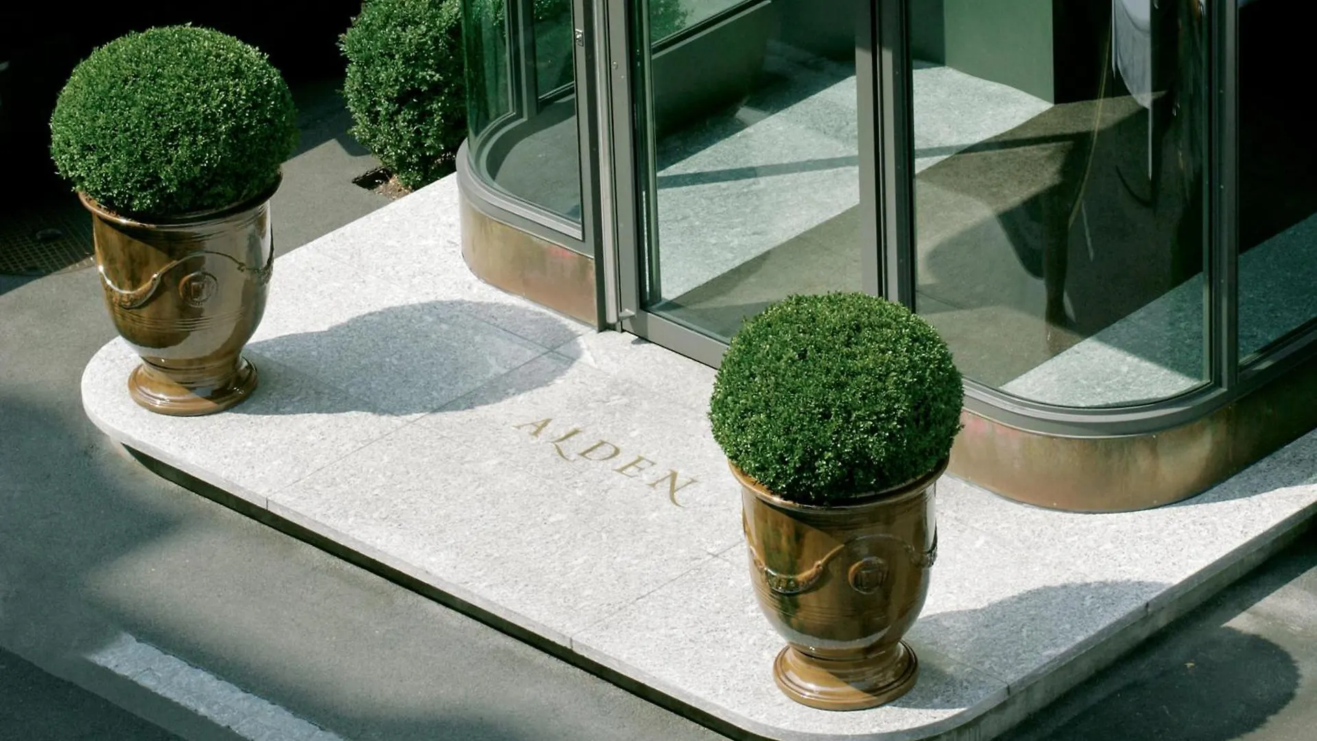 Alden Suite Hotel Splügenschloss Zürich Schweiz