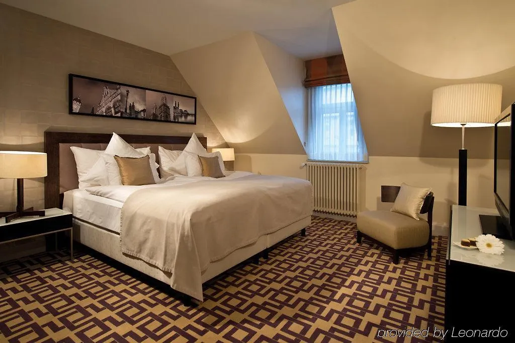 Alden Suite Hotel Splügenschloss Zürich 5*,