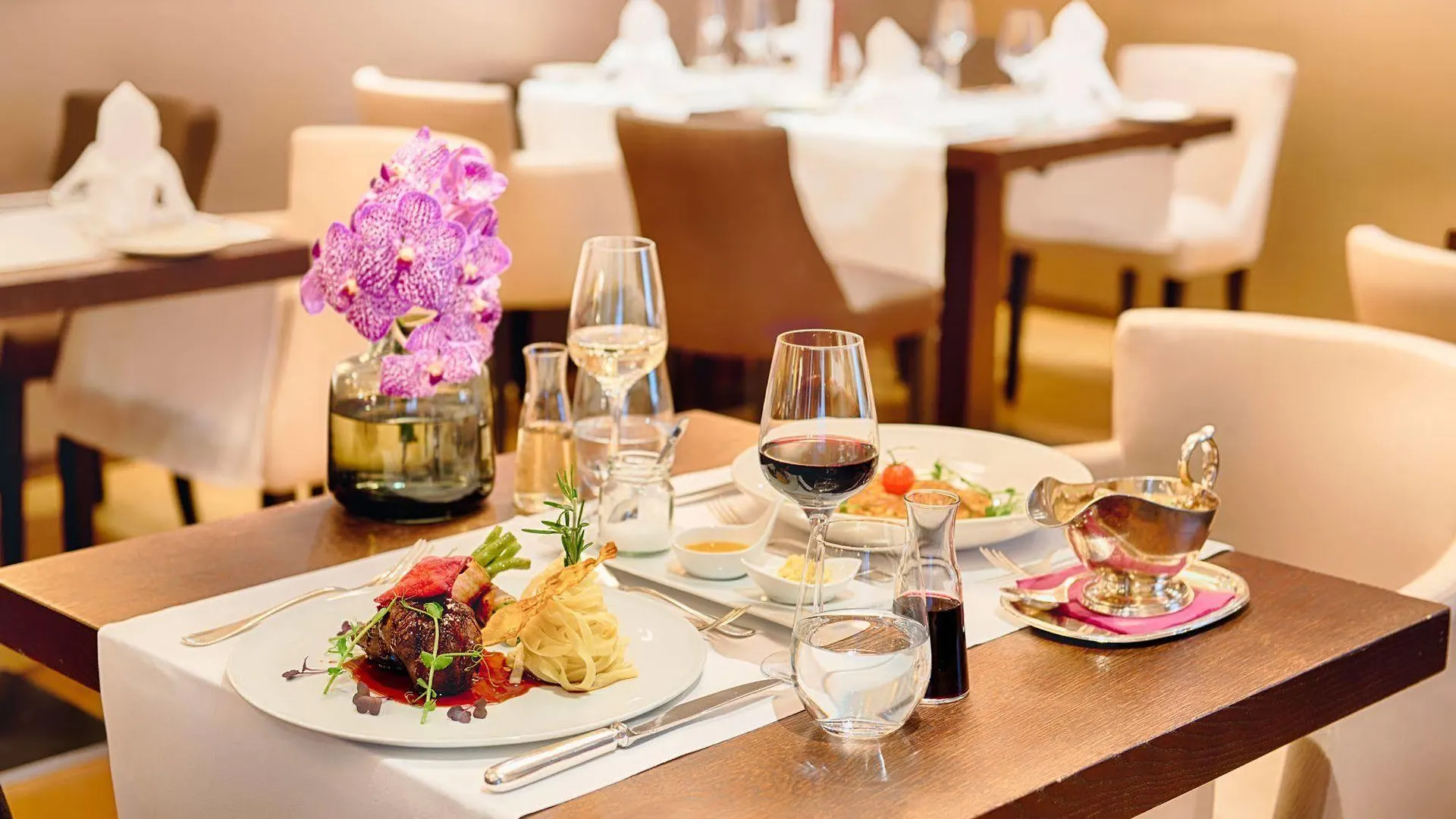 Alden Suite Hotel Splügenschloss Zürich